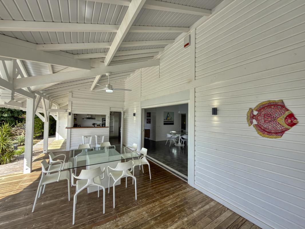 10.Location Villa piscine vue mer Sainte Anne Guadeloupe_Terrasse vue mer